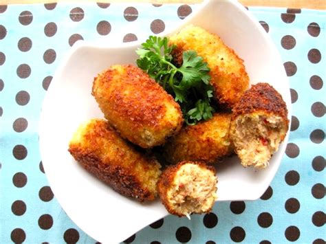 Chicken Croquettes (Croquetas de Pollo) | My Colombian Recipes