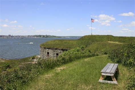 Maines House Island Is Site Of 19th Century Fort Immigration Center