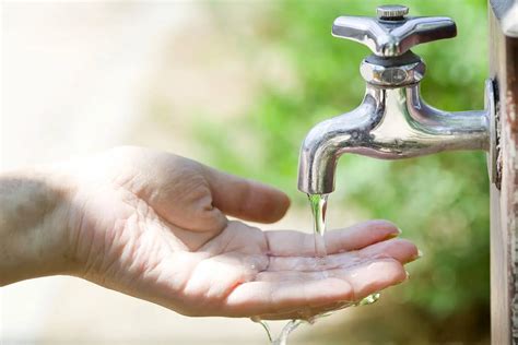 30 Ways To Save And Conserve Water Indoors And Outdoors