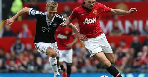This is the match sheet of the premier league game between manchester united and southampton fc on feb 2, 2021. Manchester United encounter midfield injury crisis with ...