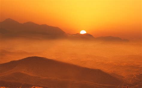 Download Wallpaper 3840x2400 Mountains Sunset Fog Dusk Nature 4k