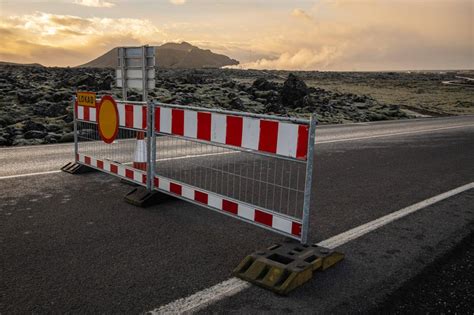 Vulkanausbruch In Island Gibt Es Wieder Flugausfälle