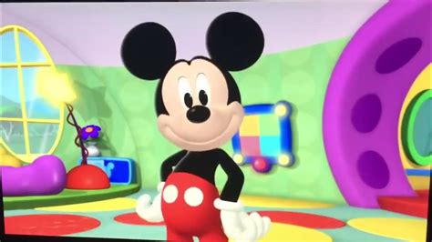 Mickey Greeting The Viewer In Minnies Bee Story Youtube