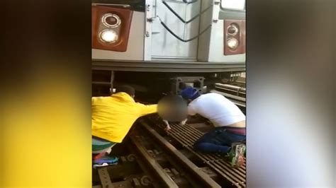 B Heroic Bystanders Rescue Girl After Father Dies Jumping In Front Of Subway Train Abc News