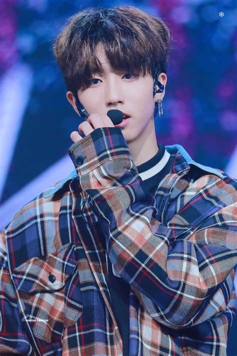 2,135 likes · 19 talking about this. stray kids jisung | Kids pictures, Kim woo jin, Boy groups