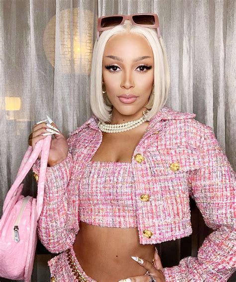 Doja Cat 5 Things To Know About 2021 Vmas Host