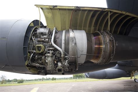 Military And Commercial Technology Rolls Royce Offers Br725 For B 52