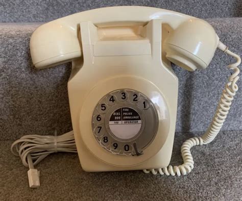 Vintage Gpo 711 Wall Mounted Rotary Dial Telephone Ivory Colour