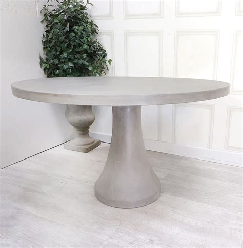 Round Concrete Modern Dining Table Nicky Cornell