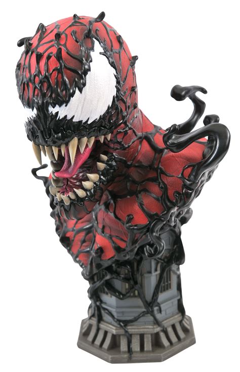 Reilly.in the film, presented in a classic case. NYCC 2020 - Marvel Comics Carnage Bust Preview by Gentle Giant