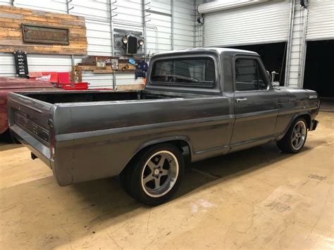 1967 Ford F 100 Pick Up Pro Touring On Full Crown Vic Drive Train With