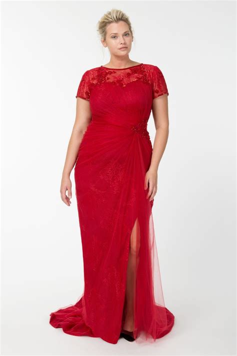 22 Popular Plus Size Red Long Formal Dresses