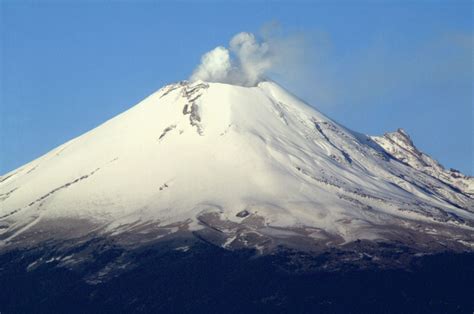 Proyecto Erupciones Volcánicas Caracteristicas De Los Volcanes