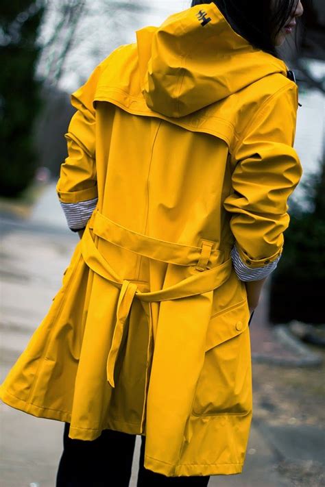Yellow Raincoat Elle Blogs Yellow Raincoat Raincoat Rainy Day Fashion