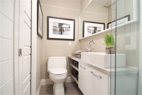 How To Make Small Bathroom Look Bigger With Tile Best Home Design Ideas