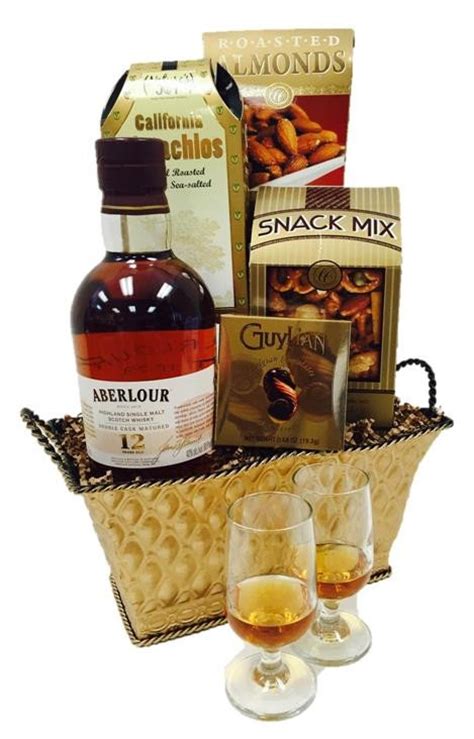 Looking for inspiration for the next great gift for your over 21 friends and family? Aberlour 12 Scotch Gift Basket - SEND Liquor