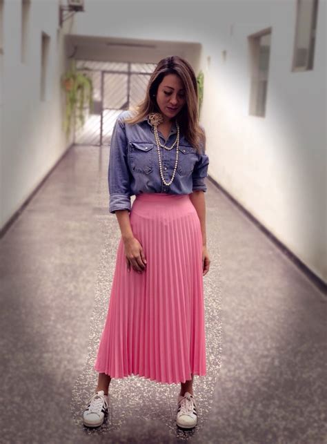Pleated Skirt Outfit Skirt Outfits Midi Skirt Casual Summer Outfits