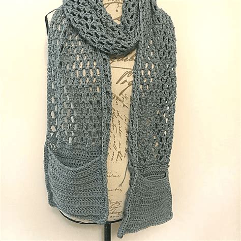 A Simple And Easy Crochet Pocket Scarf Pattern Simply Hooked By Janet