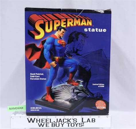 Superman Man Of Steel Jim Lee Dc Direct 10 Cold Cast Porcelain Statue