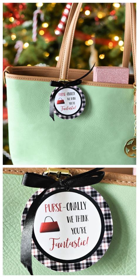 There are so many great gifts for knitters out there. Purse-onally Gift Idea for Her (With images) | Creative ...