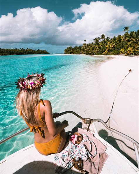 White Sand Beaches In The Cook Islands Find Us Lost