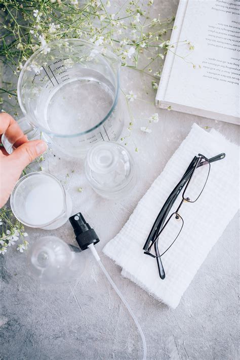 According to a recent study, 85% of adolescents don't clean their contact lenses as recommended. How To Make Your Own Eyeglass Cleaner | Hello Nest