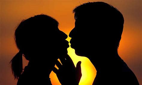 30 Curiosidades Sobre O Beijo Que Você Não Conhecia