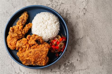 Premium Photo Ayam Geprek Is An Indonesian Food Crispy Fried Chicken