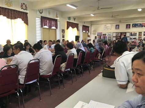 Agar kamu bisa mendapatkan pekerjaan dan melamar pekerjaan dengan mudah yaitu kamu harus mencari pekerjaan sesuai dengan kemampuan yang anda punya sebab bisa. Dialog Prestasi Sekolah Rendah bersama PPD Kota Kinabalu ...