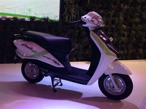 Top 5 Electric And Hybrid Scooters To Be Showcased At Auto Expo 2018