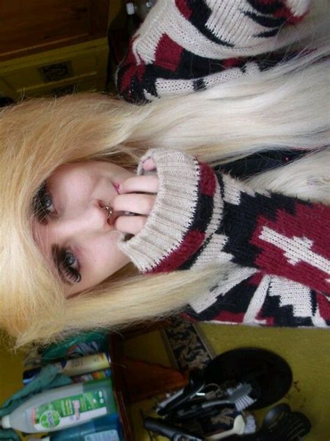 Hahaha i mean it would look goodddd. Feel the need to bleach my hair... | White hair, My hair ...