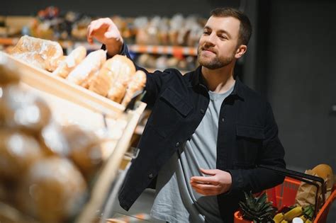 Premium Photo Customer In Supermarket Man Doing Grocery Shopping
