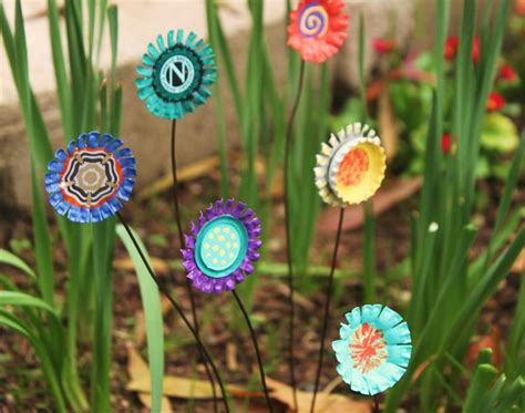 We treat our customers like neighbors & friends. Awesome Yard Art & Garden Decoration Ideas • The Garden Glove