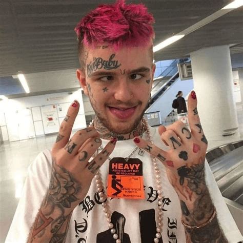 Lil Peep A 21 Year Old Emo Star Is A Tattoo Maniac Tattoo Kits