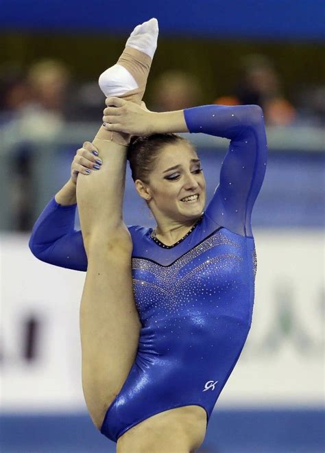 Aliya Mustafina Russia Hd Artistic Gymnastics Photos Gymnastics