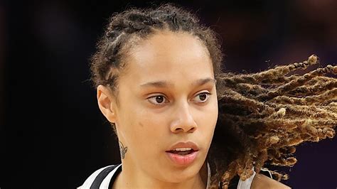 Brittney Griner Her Life Career And Time In A Russian Prison