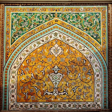 Beğenme Yorum Instagram da Islamic art gallery islamic art gallery Persian mosaic