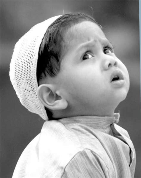 Kumpulan nama nama bayi laki laki dalam islam modern dan artinya untuk rangkaian kombinasi anak menurut al quran daftar 2 3 kata yang bagus. 100 Rangkaian Indah Nama Bayi Laki-laki Islami dan artinya ...