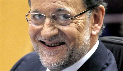 Mariano Rajoy Es Importante Saber Mirar A Otro Lado Cuando Hay Que