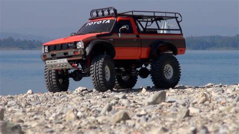 Tamiya Toyota Hilux High Lift On A Journey To A Lake Youtube