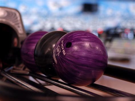 How To Bowl Better Bowling Tips For Beginners Land Of Bowling