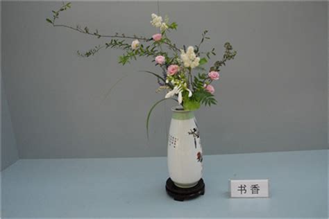 Master Tells Secrets Of Chinese Traditional Flower Arrangement Cgtn