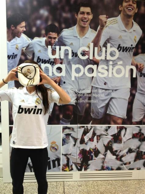 La svedese classe'89 nei mesi scorsi era stata. Kosovare Asllani Real Madrid : Real Madrid Femenino On ...