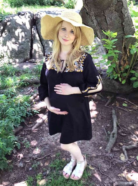 Melissa Rauch Nancy Kerrigan In Pregnancy Loss Psa