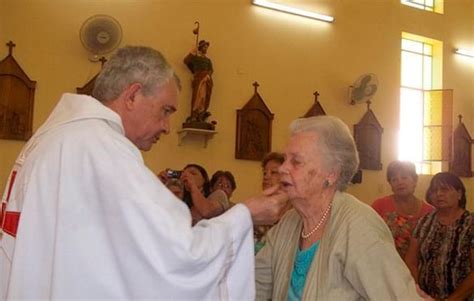 El Padre Raúl Celebra Sus Bodas De Plata Sacerdotales Fm Riel