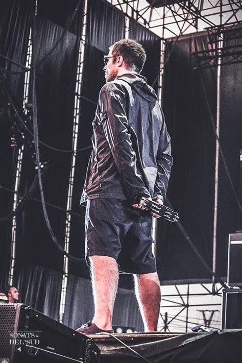 Stone island was created in 1982 in a design lab in bologna by massimo osti. Pin by Denny drastic on Liam gallagher | Liam gallagher ...