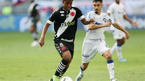 Vasco Leva A Virada Do Bahia Em Jogo Recorde De P Blico Na Arena