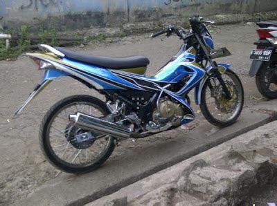 Modifikasi satria 2 tak jadi trail. Modifikasi Suzuki Satria FU 150 Airbrush