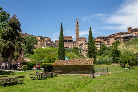 Siena Travel Guide And What To See Tuscany Hill Town