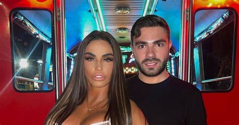 Katie Price Shows Off Biggest Ever Boobs In Skintight Leotard After Carl Split Xuenou